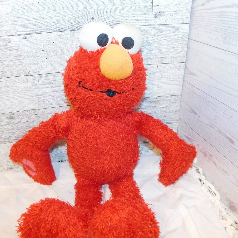 ELMO NOT WORKING  Played with Condition  *